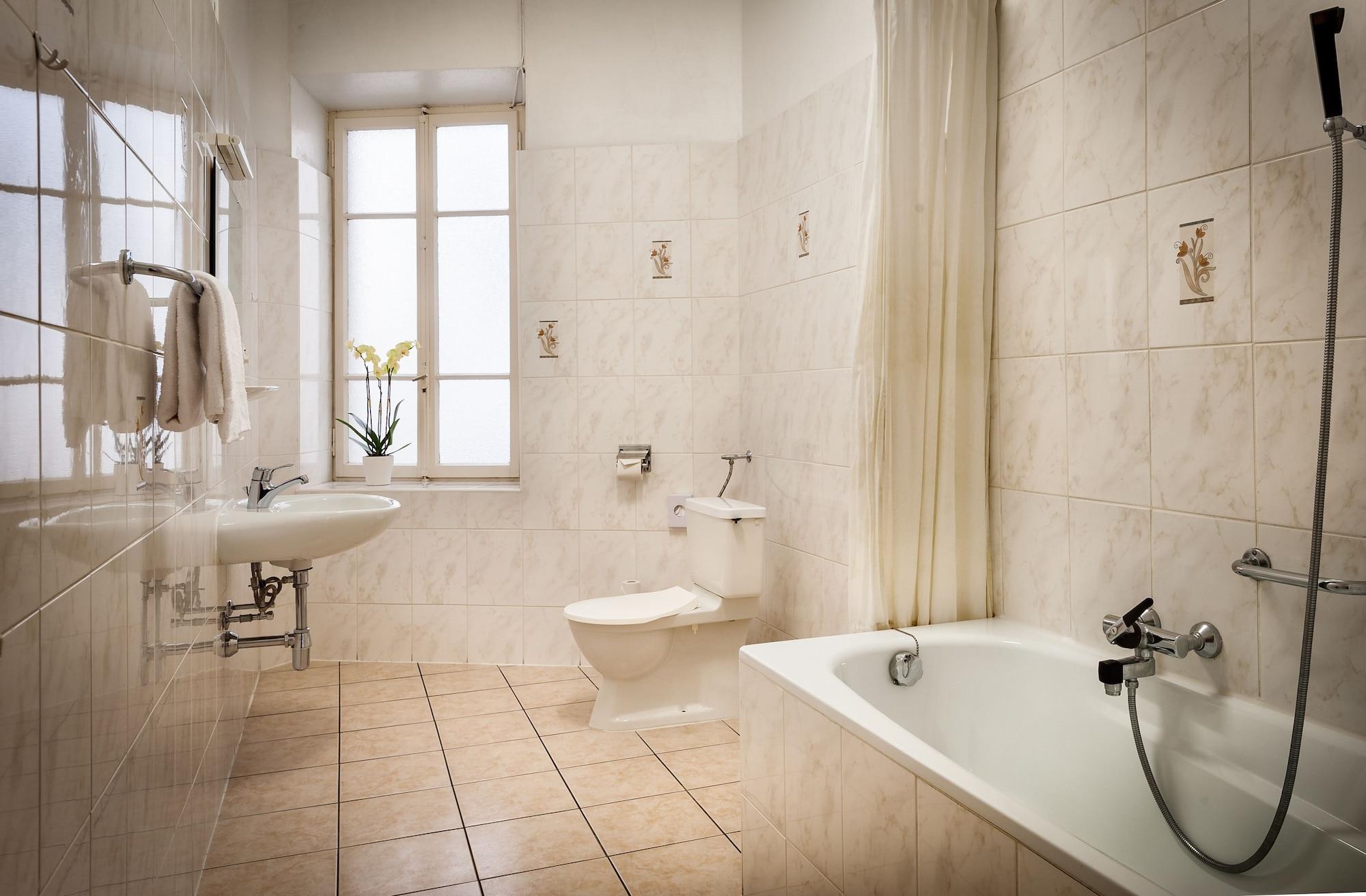Easyrooms Dell'Angelo Locarno Exteriér fotografie